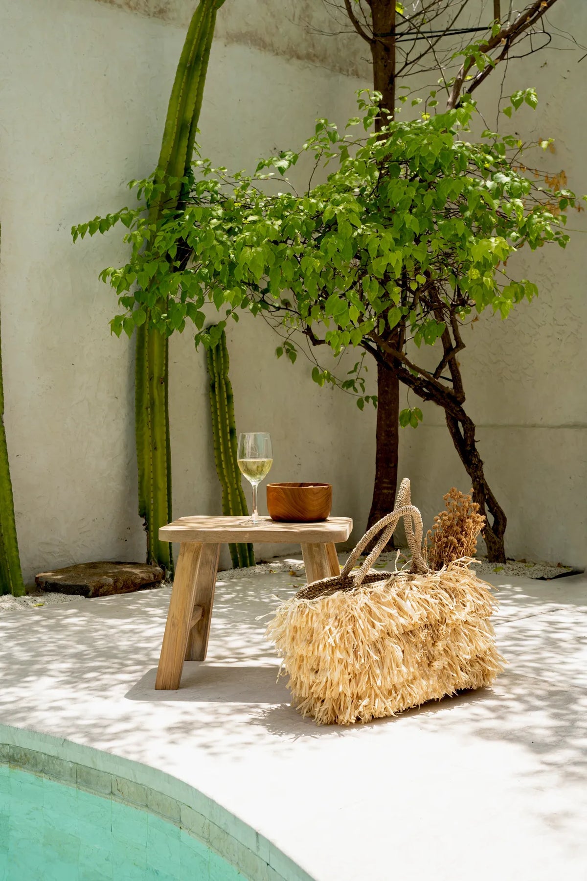 The Quincy Stool
