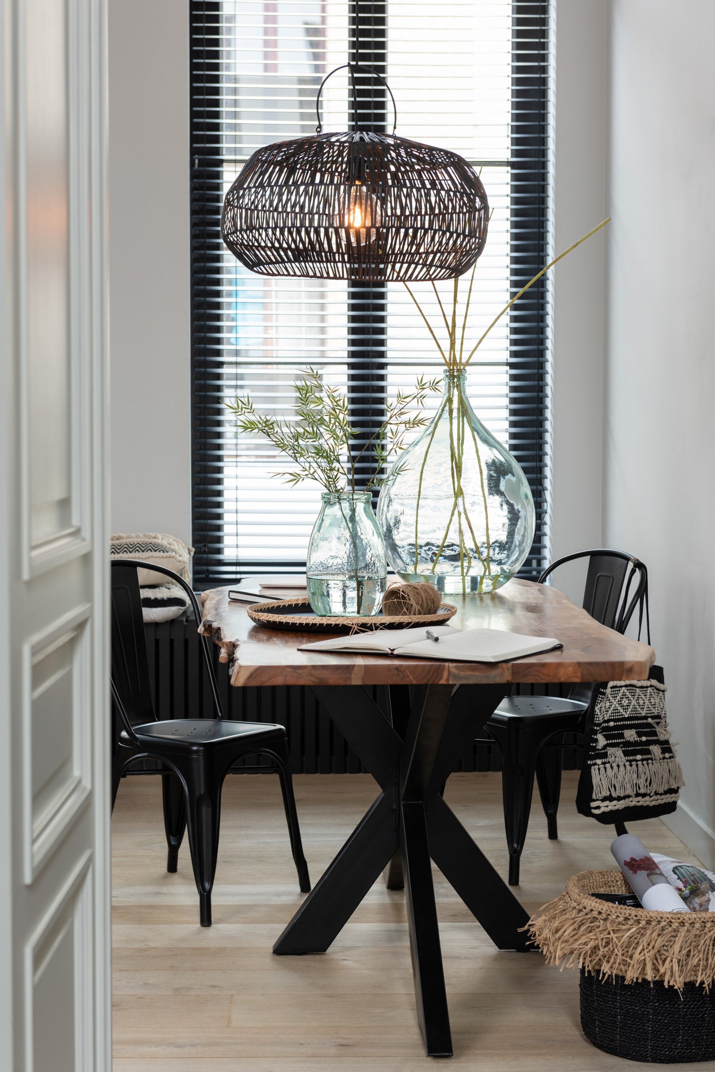 The Mono Pendant - Black