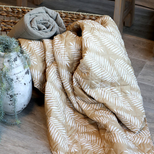 Natural Fern Quilt - Flo & Joe