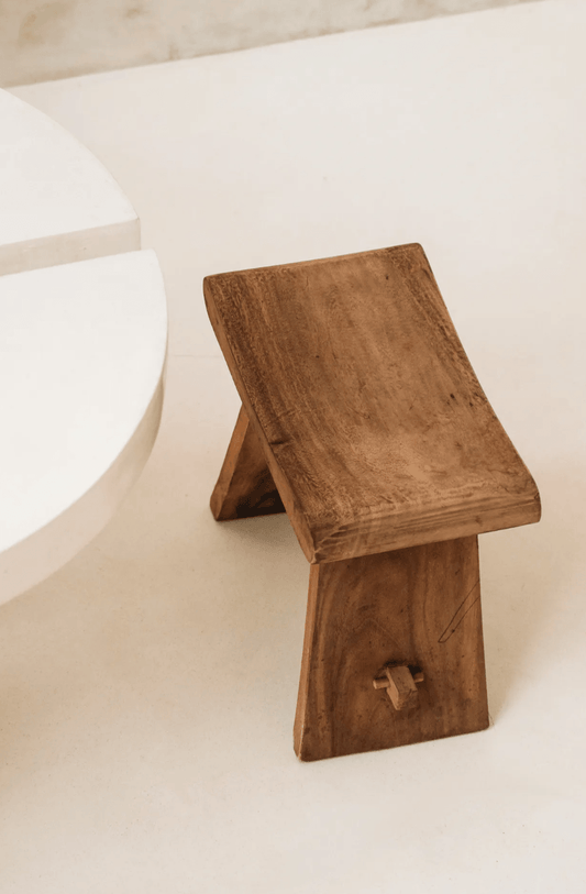 Simple Stool - 50 - Flo & Joe