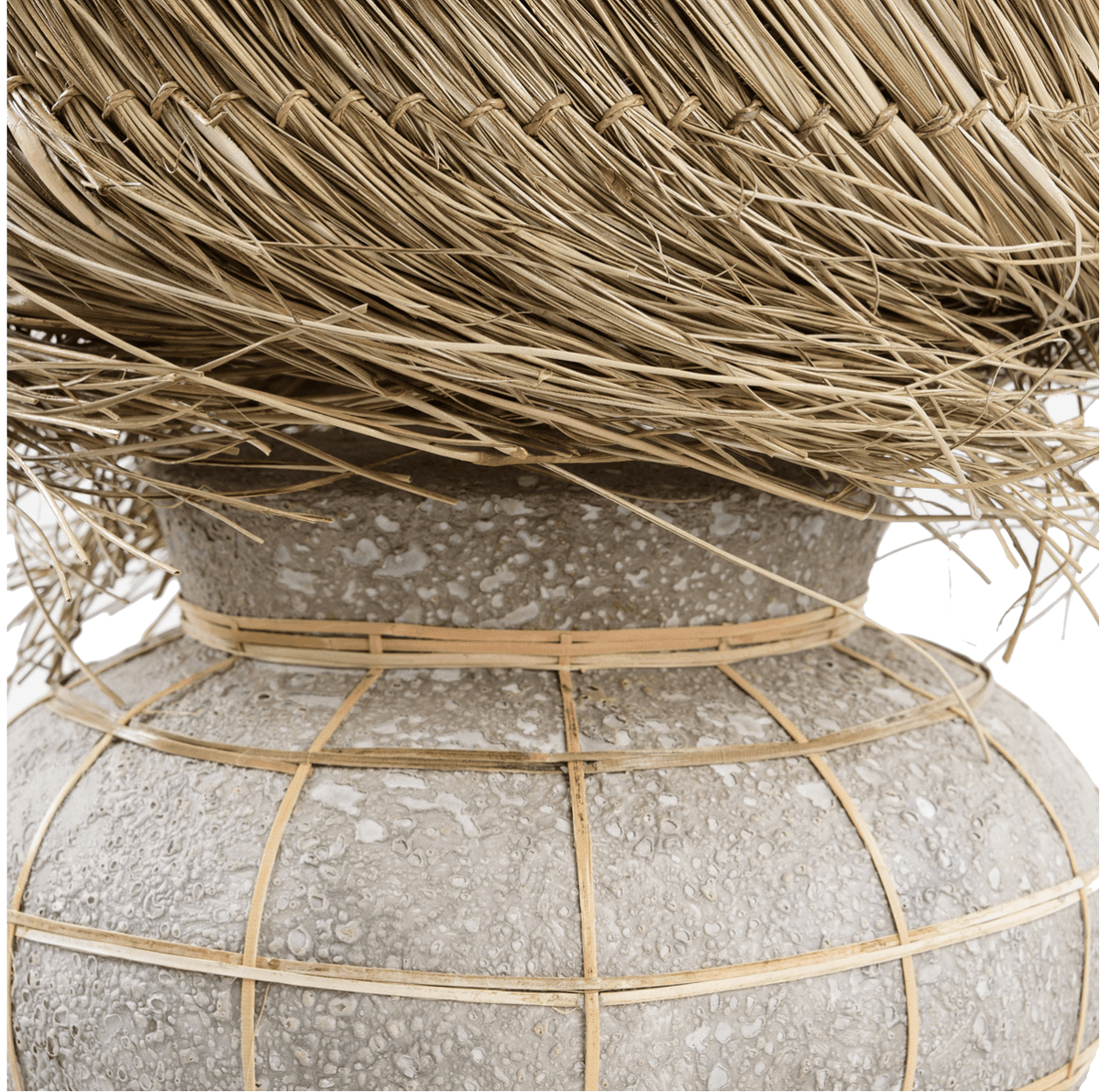 The lipsi table lamp flo & joe