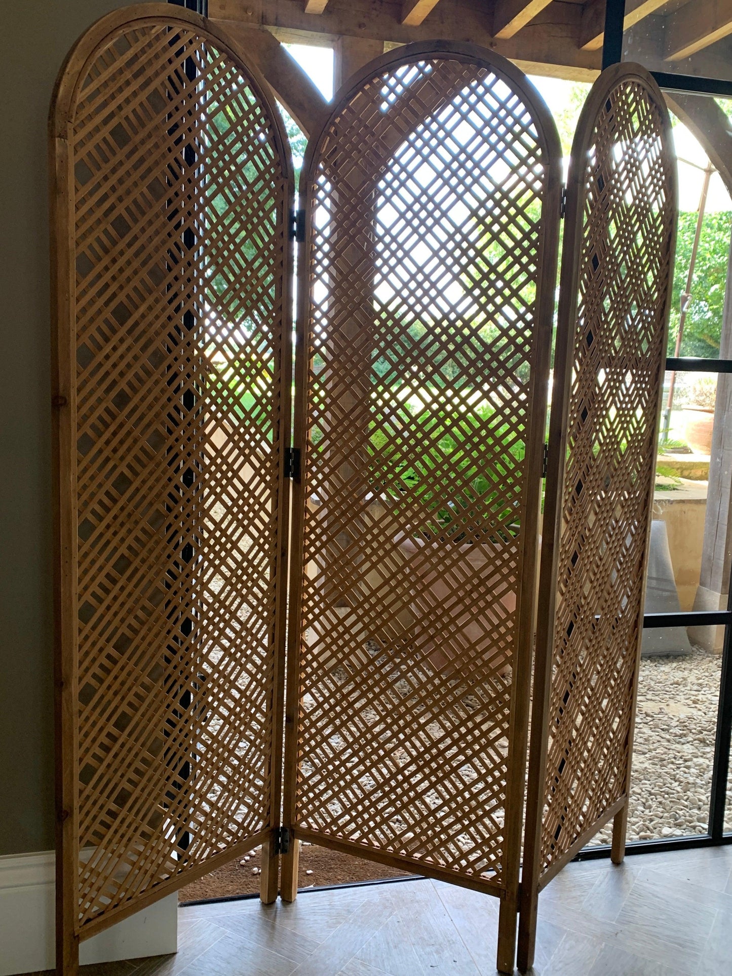 Lattice 3 Panel Screen - Flo & Joe