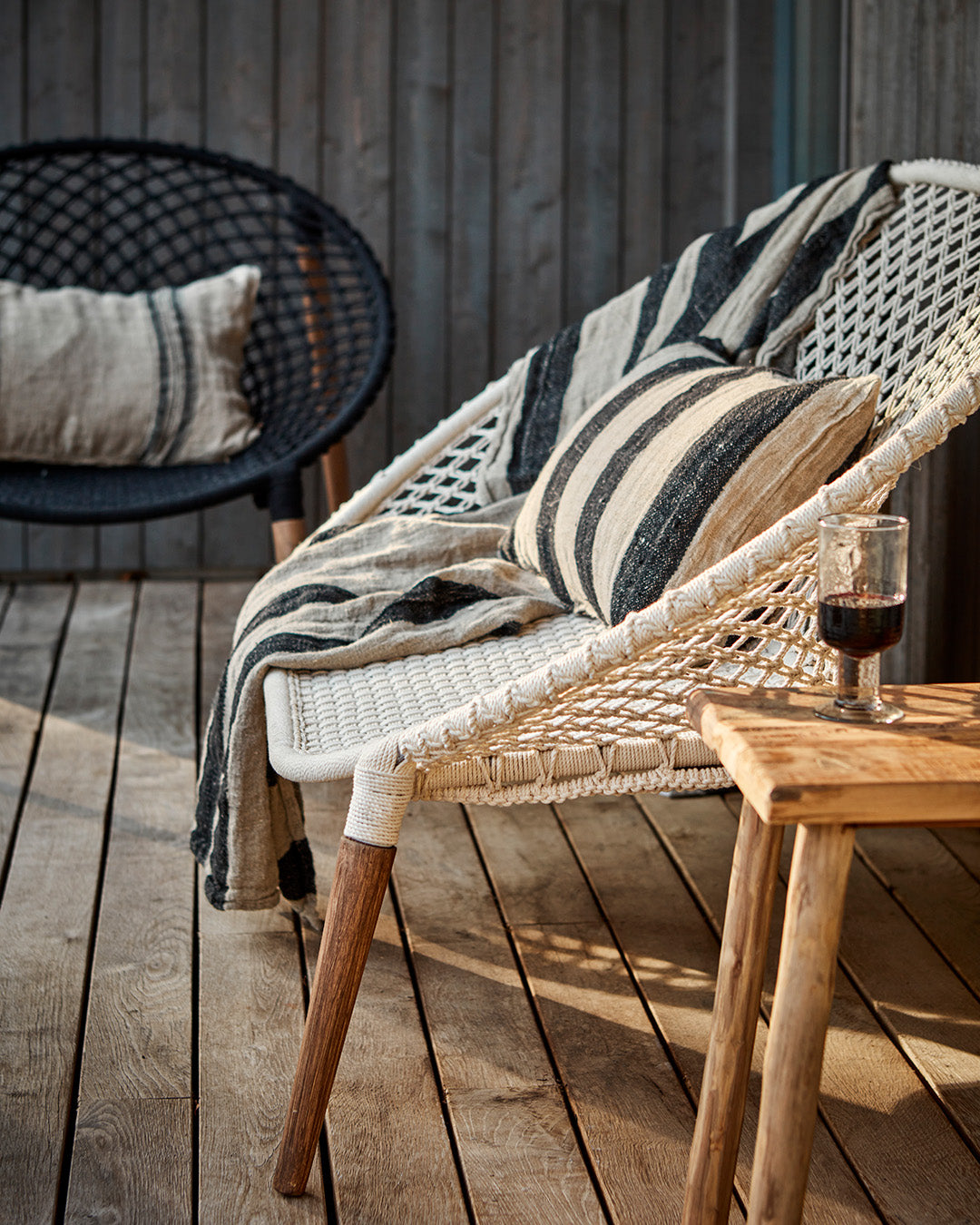 Natural linen cushions and throws flo & joe uk