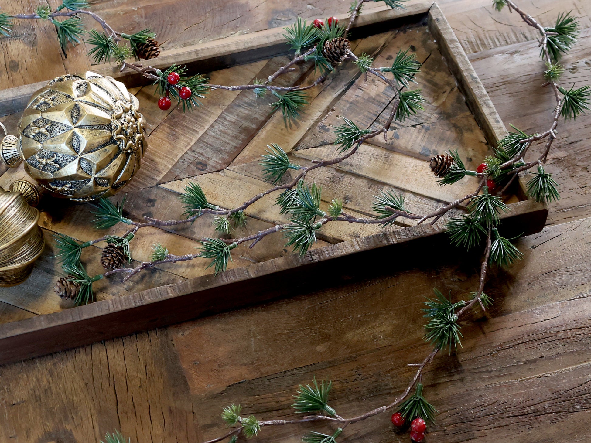 Pine Cone & Cedar Garland with Berries - Flo & Joe