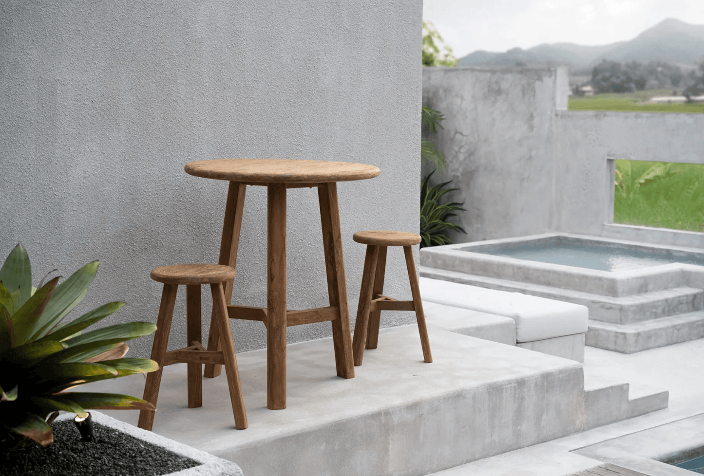 The Fusuma Counter Stool - Flo & Joe