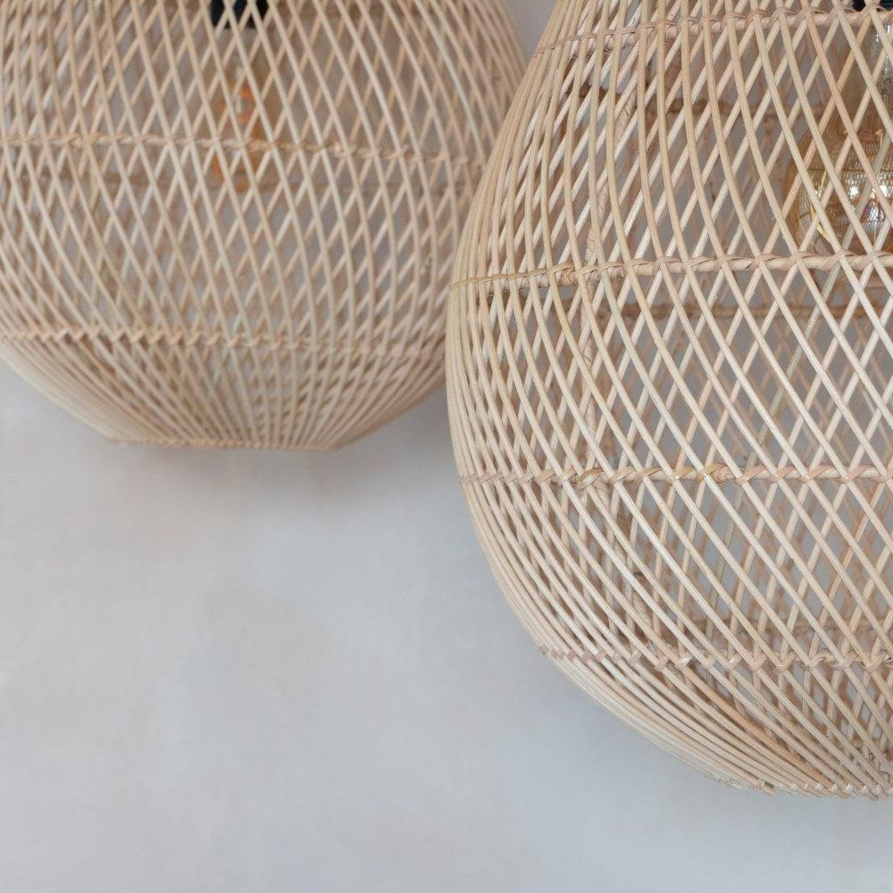 The teardrop natural pendant light s flo & joe
