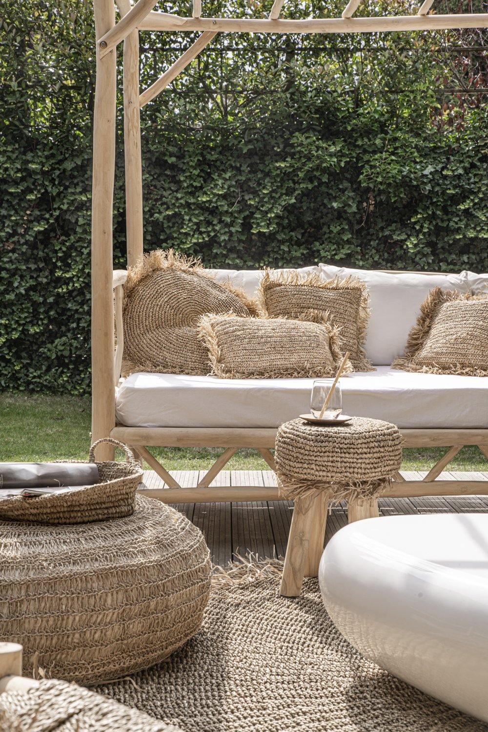 Natural seagrass pouffe flo & joe