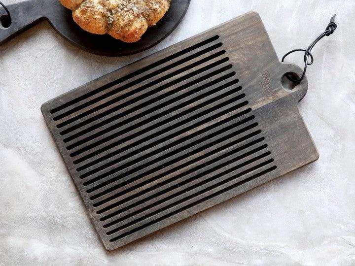 Mango Wood Grooved Chopping Board - Flo & Joe