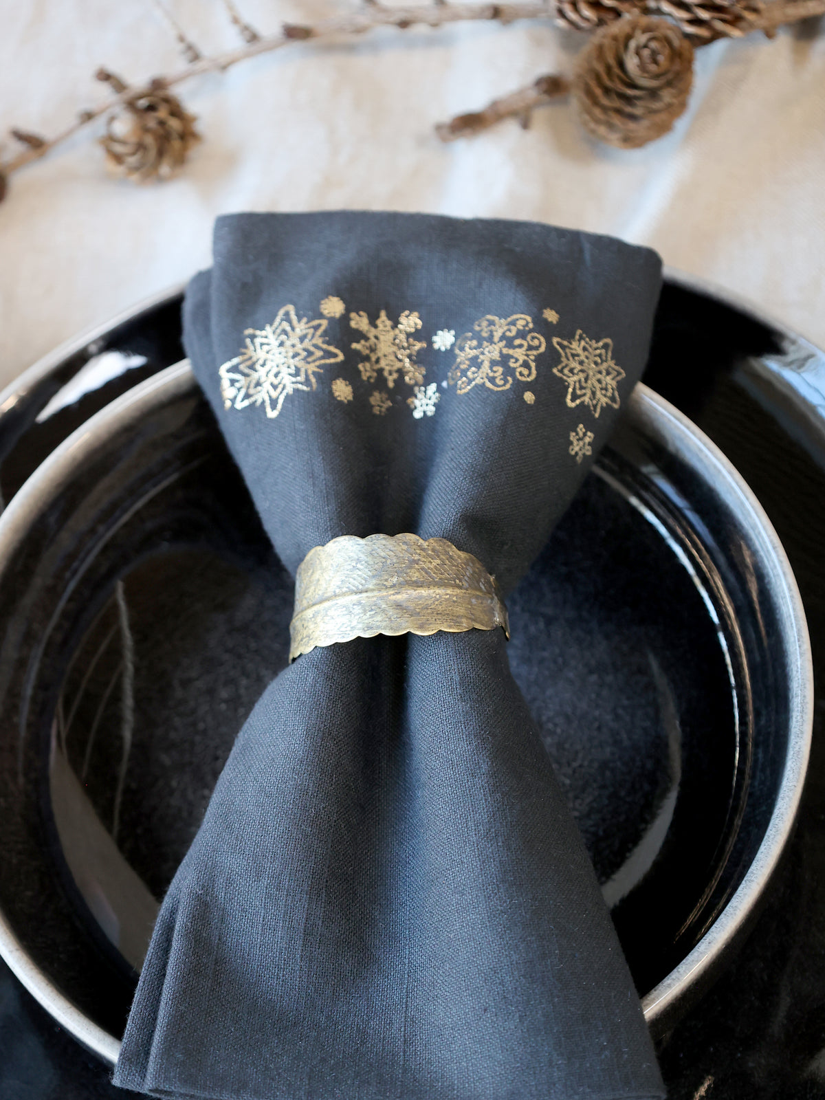 Napkin ring set of 4   gold leaf   flo & joe