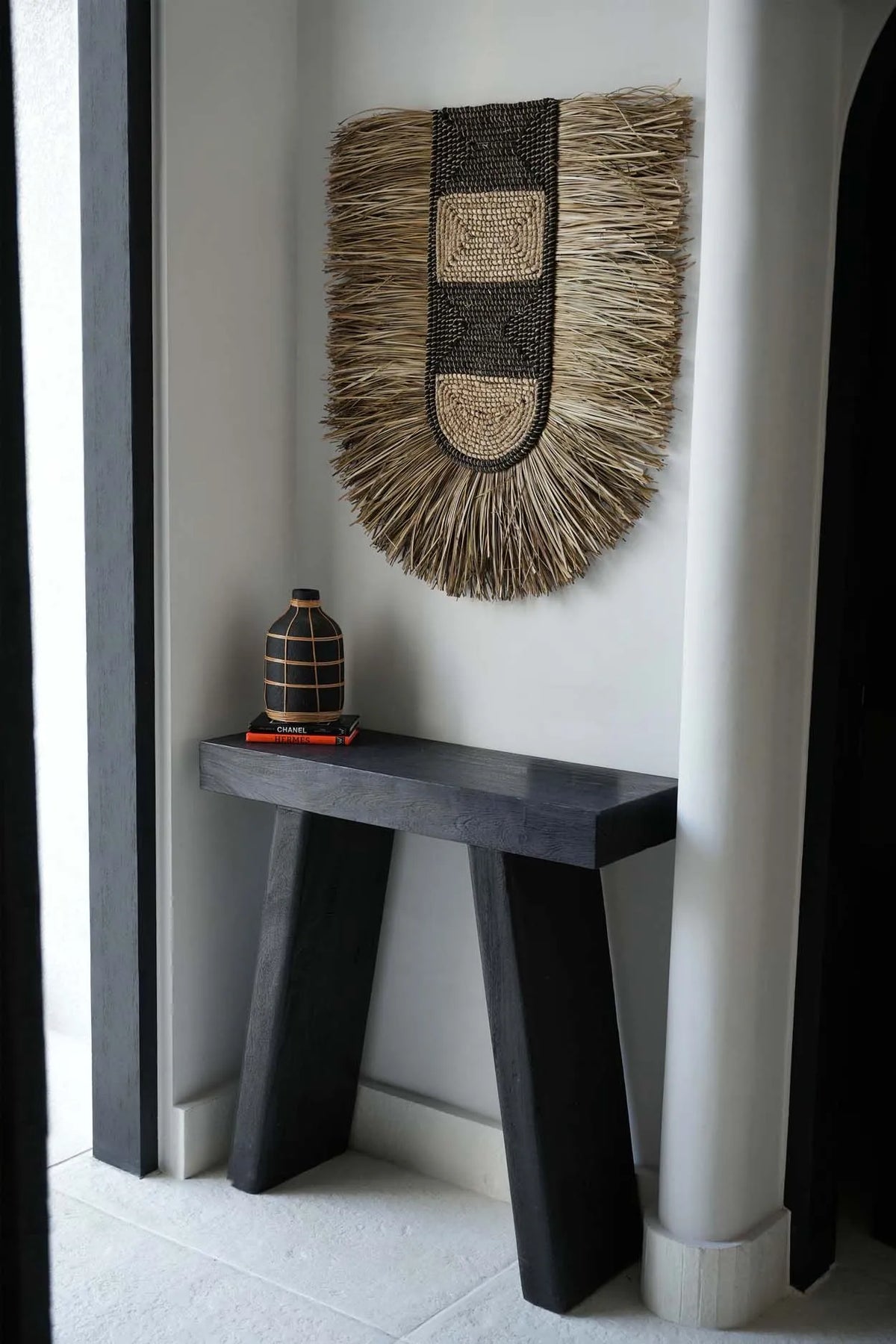 The Dada Wall Deco - Natural  Raffia Rattan Hanging - Flo & Joe