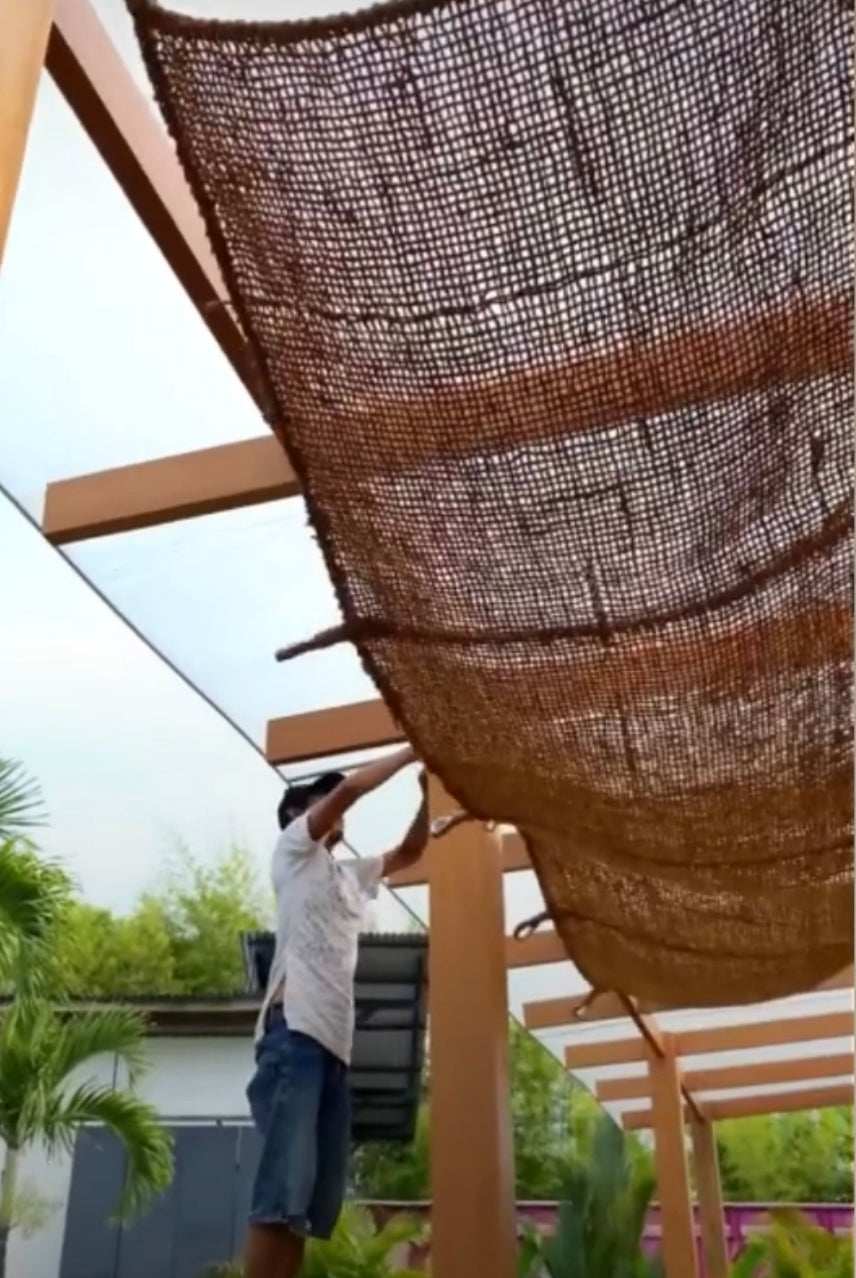 The Coco Fence - Flo & Joe