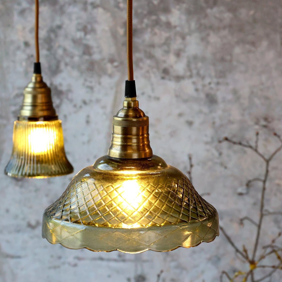 The green glass pendant   m ceiling light fixtures flo &amp; joe