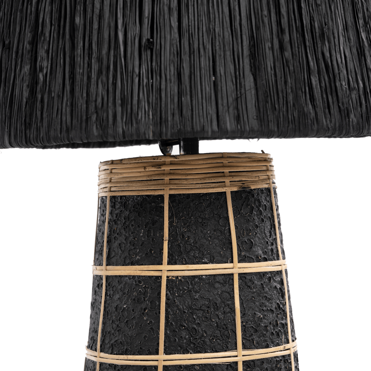 The naxos table lamp   black   flo & joe