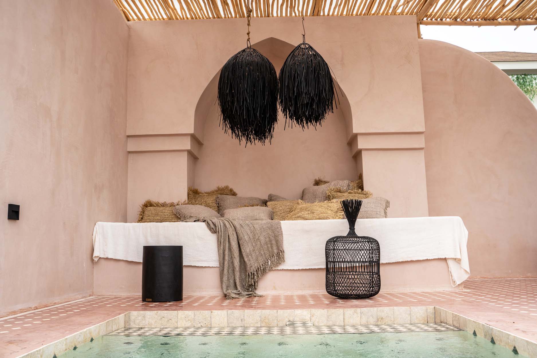 The Tribe Table - Natural Black - Flo & Joe