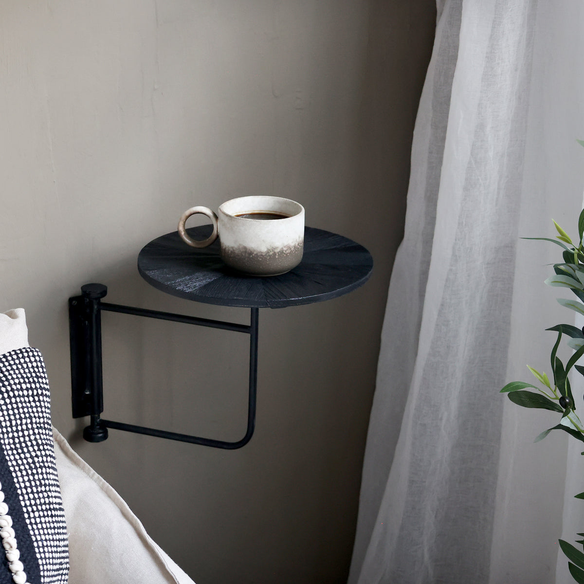 Wall mounted table   35cm black   flo & joe