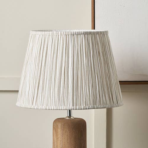 Natural stripe pleated lampshade