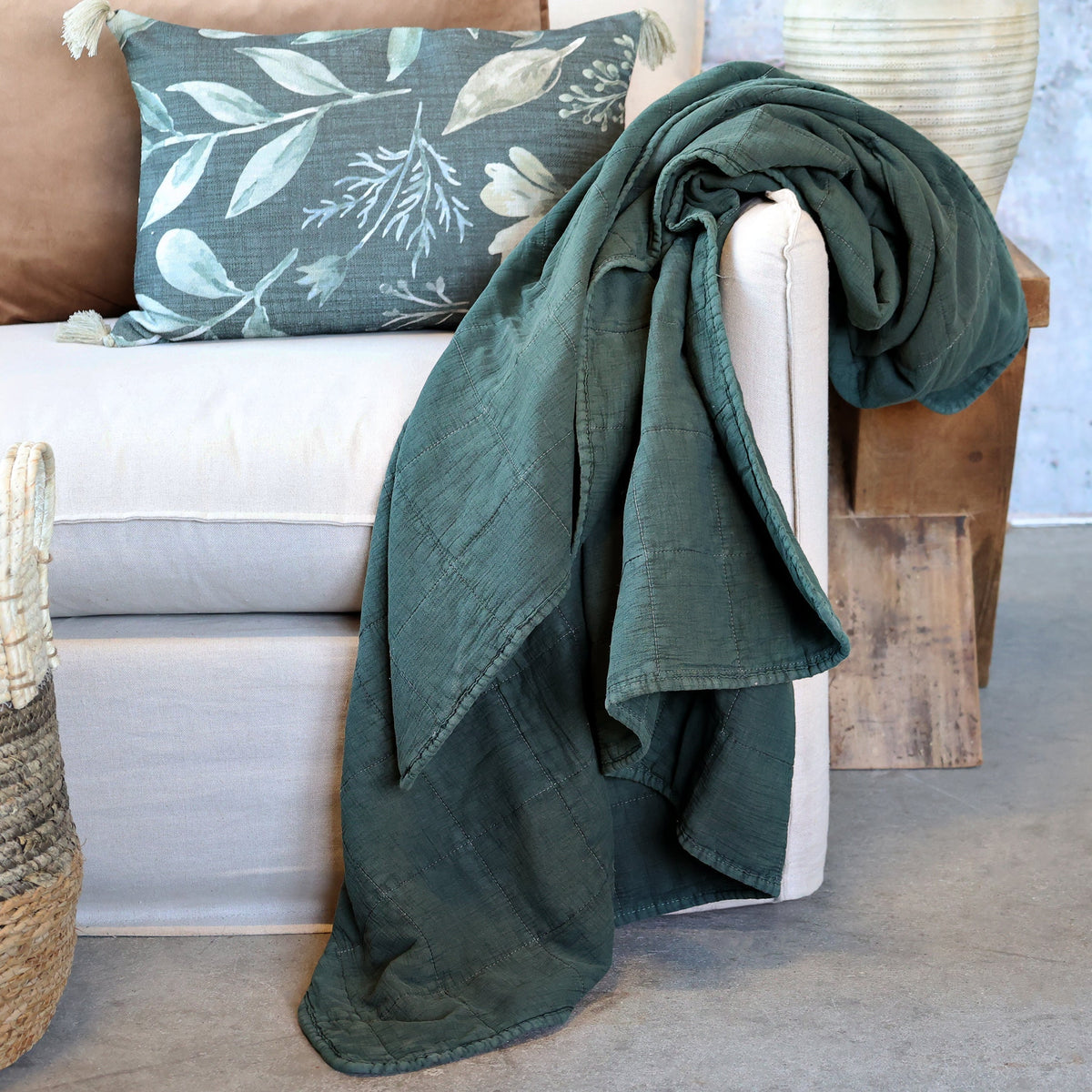 Stonewashed forest green quilt decor flo &amp; joe