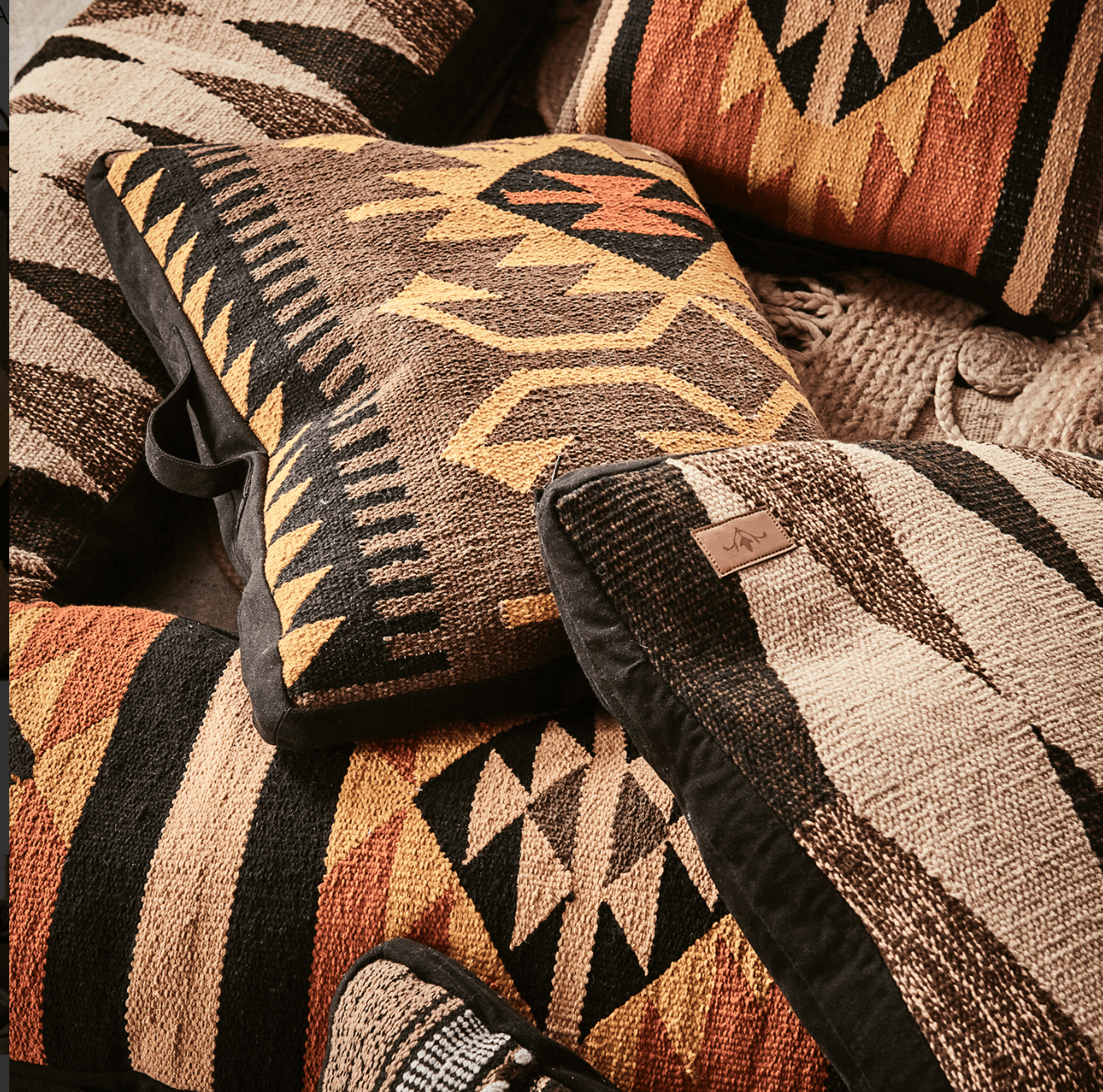 The Peak Cushion Cover - 60 x 60 cm - Flo & Joe
