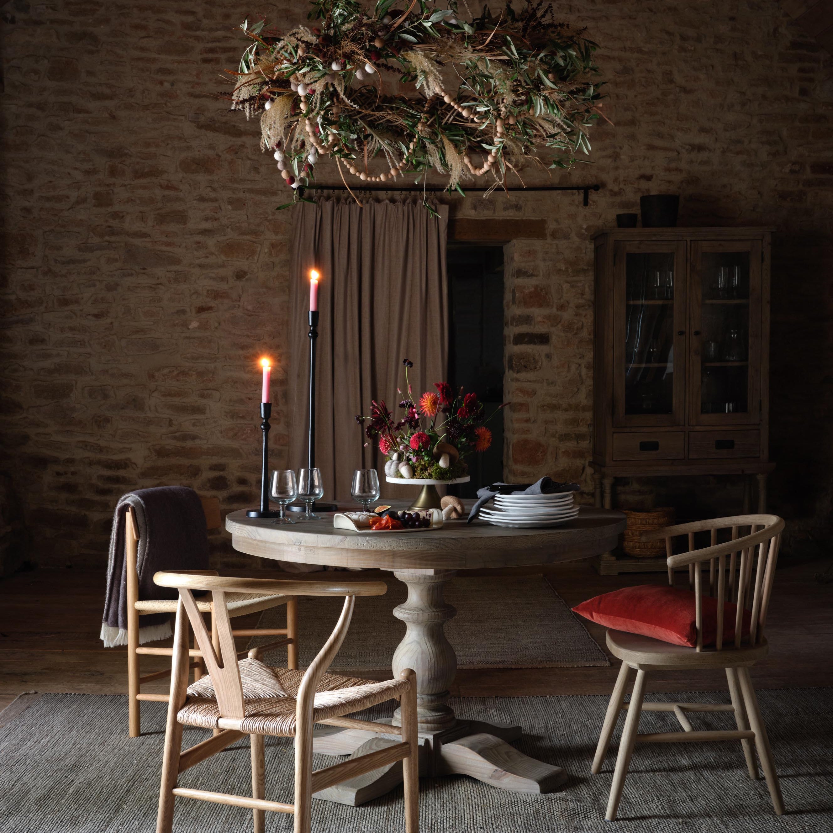 Charente Round Dining Table - 120cm - Flo & Joe