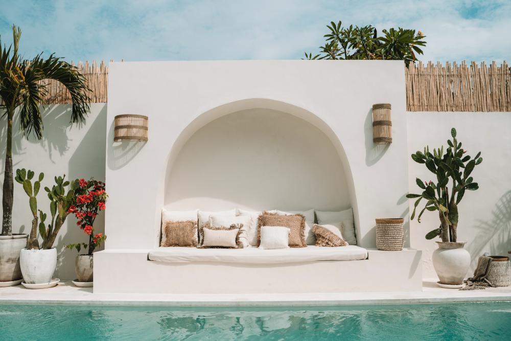 The DoeDoe Wall Light - M - Flo & Joe