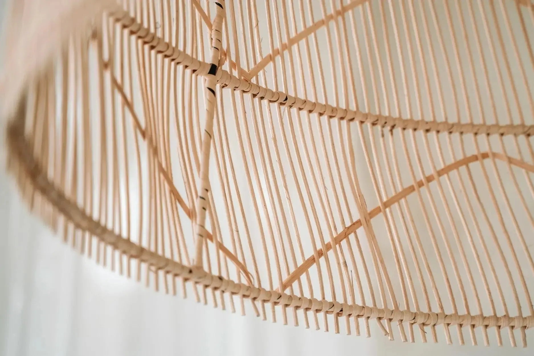 The Twister Pendant - Natural - XL - Flo & Joe