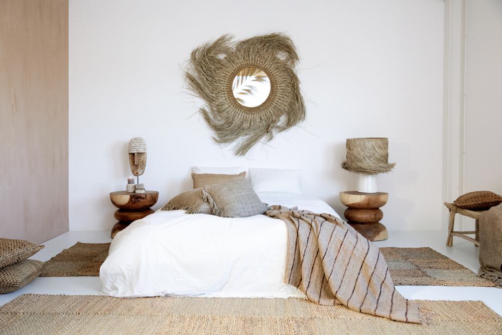 The s'il vous plaid   beige black throw   flo & joe